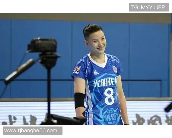 张磊的排球之路:从赛场拼搏到人生哲学的深刻对话 张磊的排球之路:从赛场拼搏到人生哲学的深刻对话