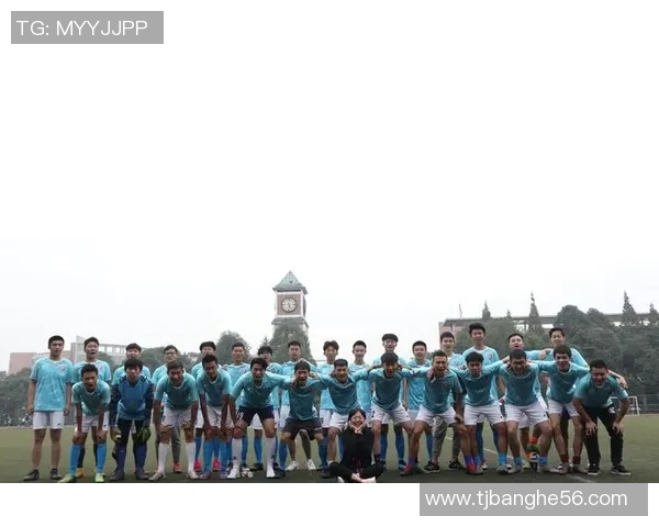 成都足球队配合实力飙升创造历史新高排名引发关注 成都足球队配合实力飙升创造历史新高排名引发关注