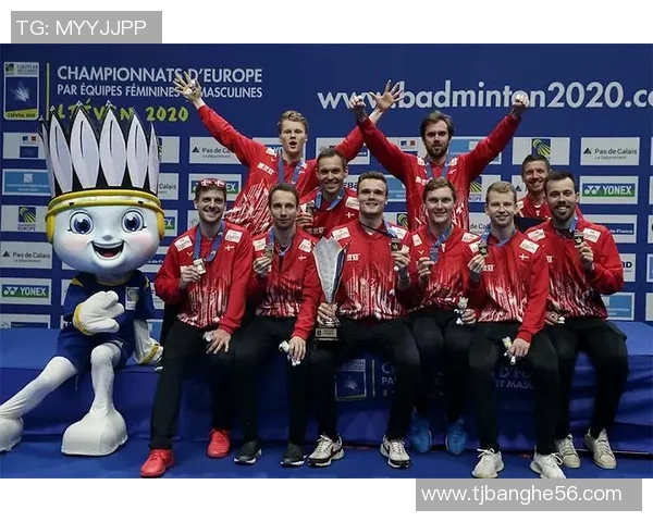 深圳羽毛球队在欧锦赛中的默契配合与战术分析 深圳羽毛球队在欧锦赛中的默契配合与战术分析